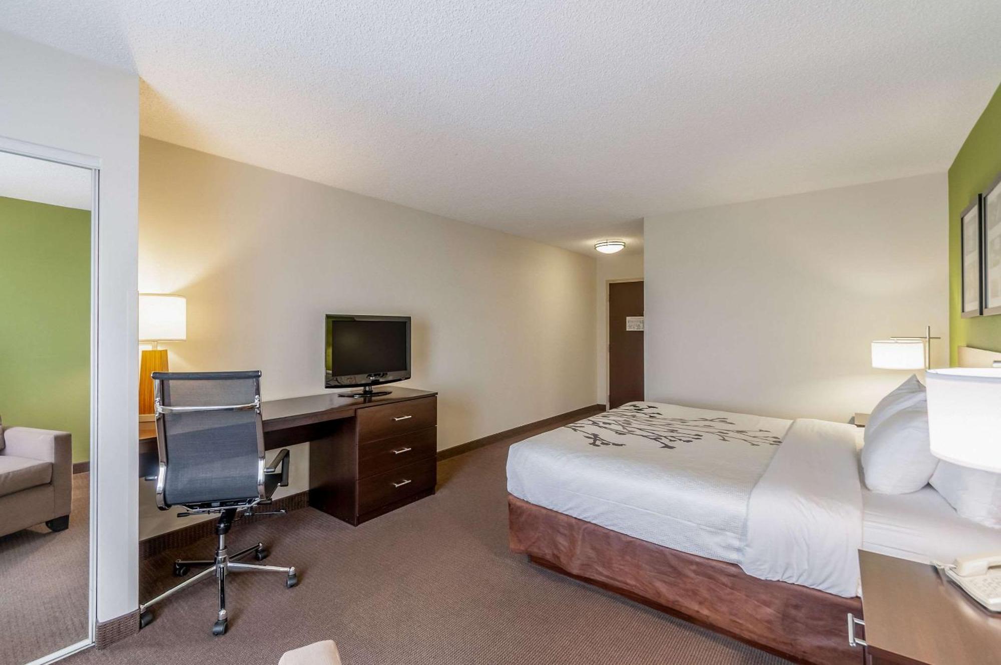 Sleep Inn & Suites Harrisonburg Near University Экстерьер фото