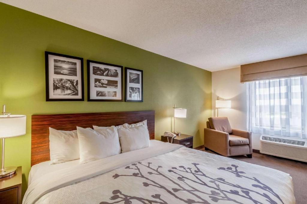 Sleep Inn & Suites Harrisonburg Near University Экстерьер фото