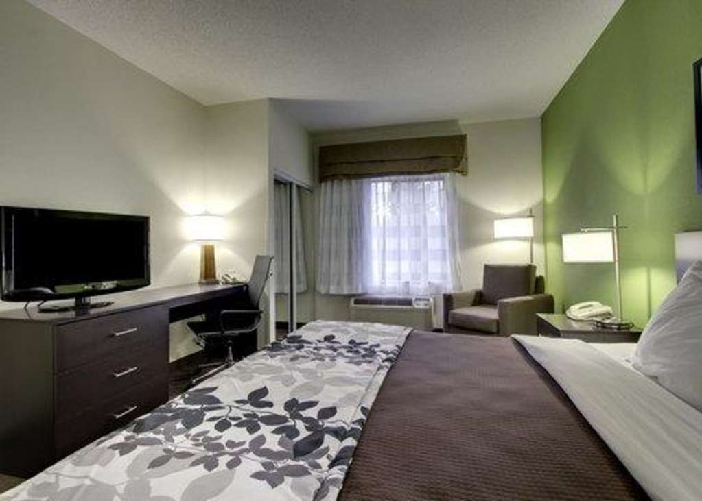 Sleep Inn & Suites Harrisonburg Near University Номер фото