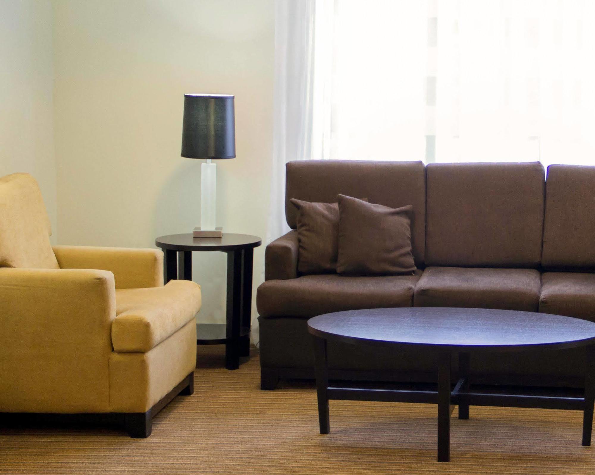 Sleep Inn & Suites Harrisonburg Near University Экстерьер фото
