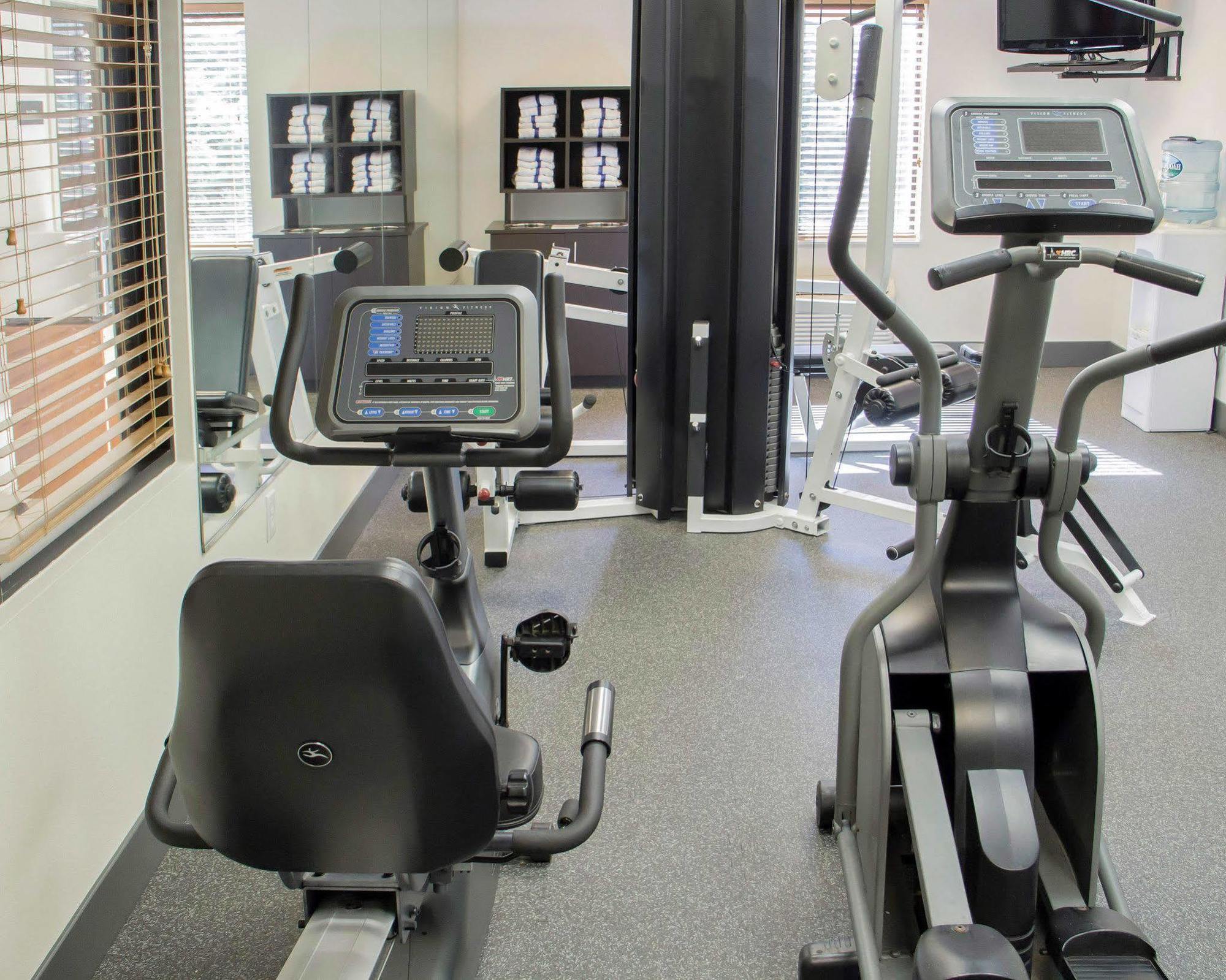 Sleep Inn & Suites Harrisonburg Near University Экстерьер фото
